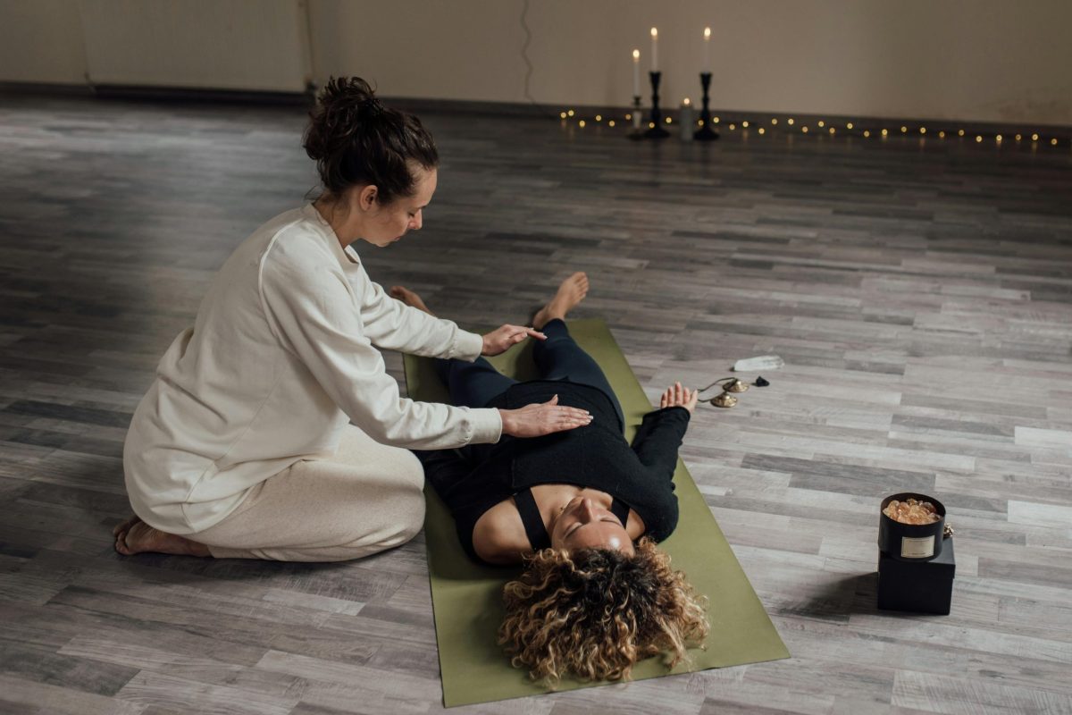 Reiki: Qué es, Beneficios y Para Quién Está Indicado