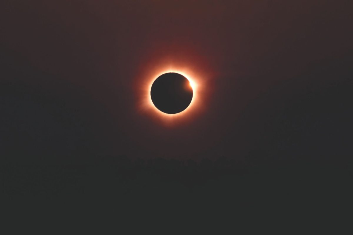 Eclipse lunar del 28 de agosto: una poderosa puerta de transformación interior