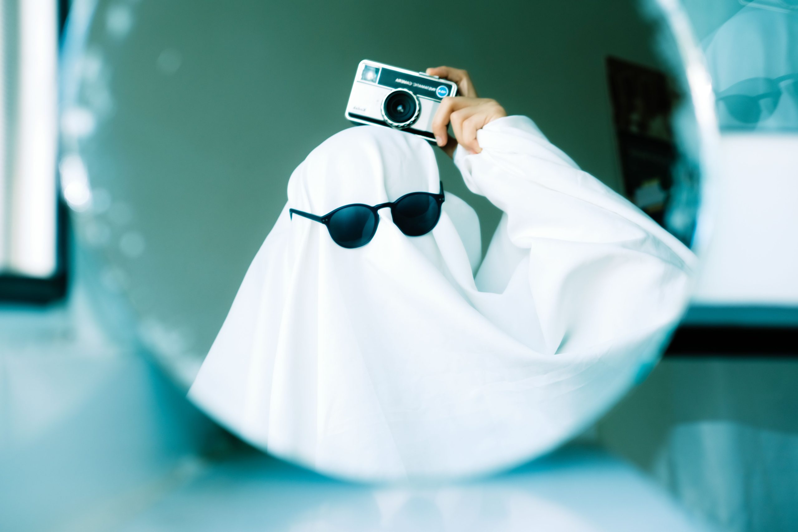 En este momento estás viendo Los 3 tipos de ghosting: ¿cuál estás viviendo tú?